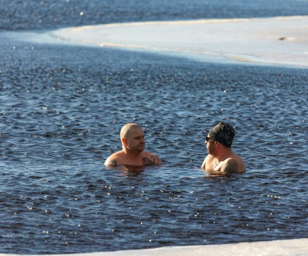 Sauna and Cold Plunge Therapy